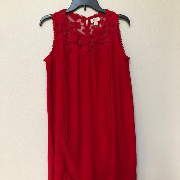 ❤️Beautiful❤️ Red lace sleeveless dress! - Picture 2 of 7